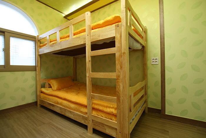 Gyeongju Friend Guesthouse Rum bild