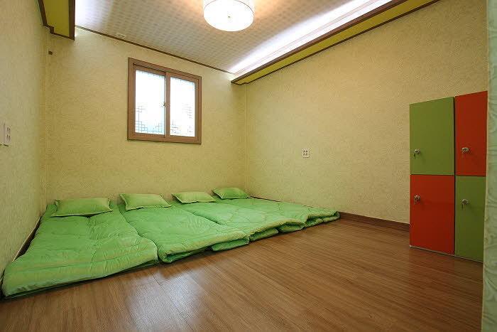 Gyeongju Friend Guesthouse Exteriör bild